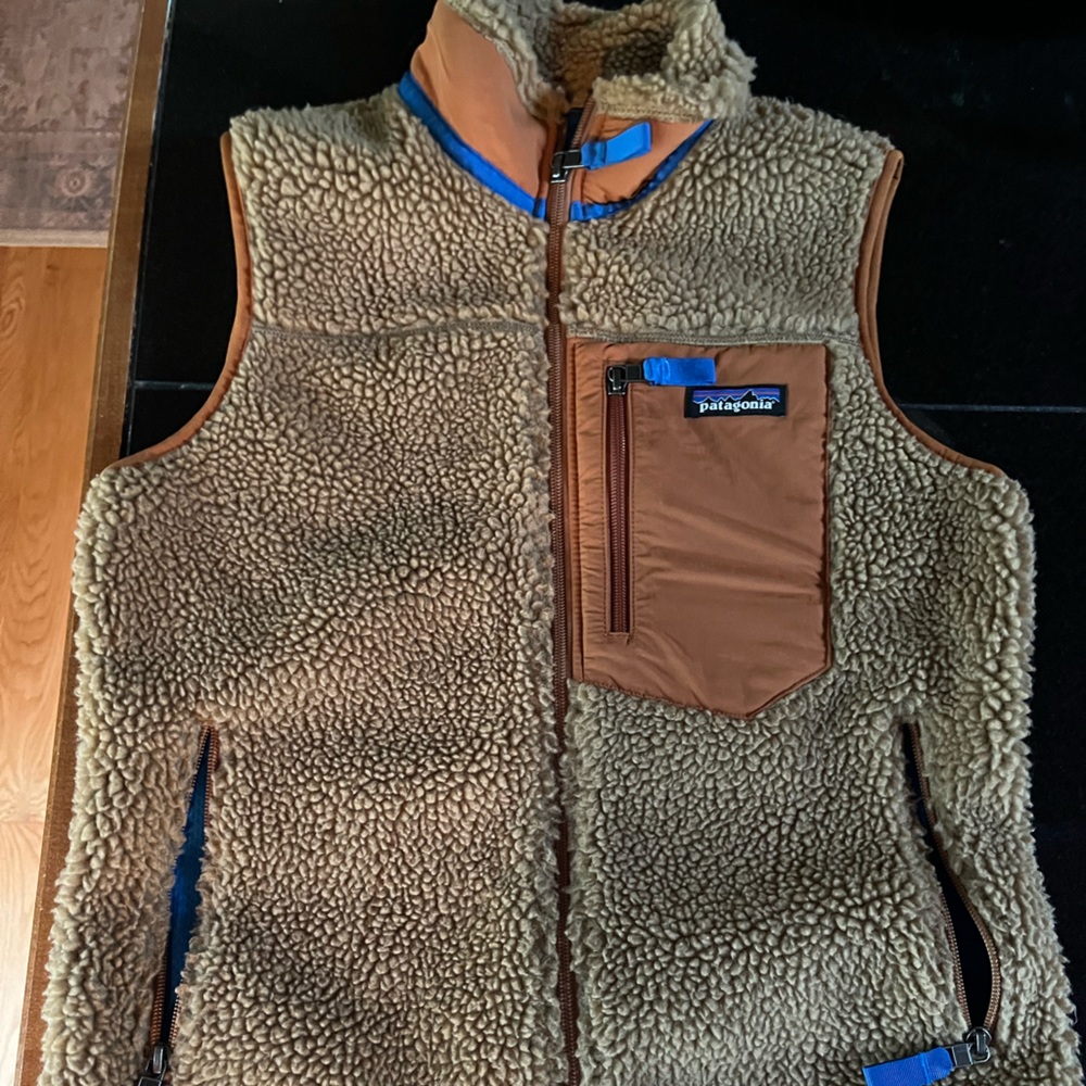 Patagonia Tan and Blue Sherpa Vest